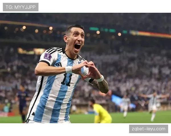 迪马利亚闪耀赛场,助力球队重回胜利轨道 迪马利亚闪耀赛场,助力球队重回胜利轨道