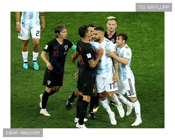 科瓦契奇后场持球推进的战术作用解析 科瓦契奇后场持球推进的战术作用解析